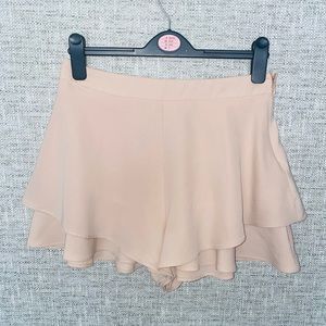 ZARA Basic Collection Ruffle Mini Skirt Beige Size M ~ Pre-owned